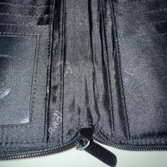 Vera Bradley Smartphone Wristlet Wallet Black Quilted Dual Zippers Card Slots - Picture 8 of 16